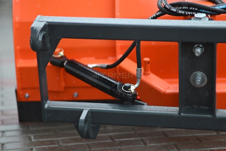 Plug-do-sniegu-ASH250-cm-4FARMER-HYDRAULIKA-EURORAMKA-TUR-Rodzaj-plug.jpeg