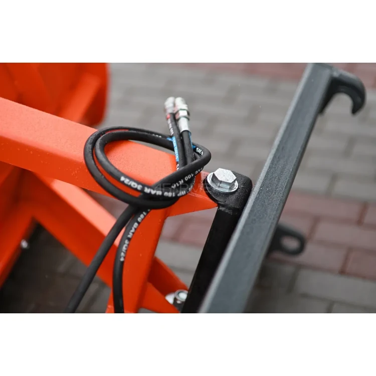 pług-do-śniegu-prosty-ash300-cm-hydrauliczny-z-euroramką-tur-4farmer (14).webp